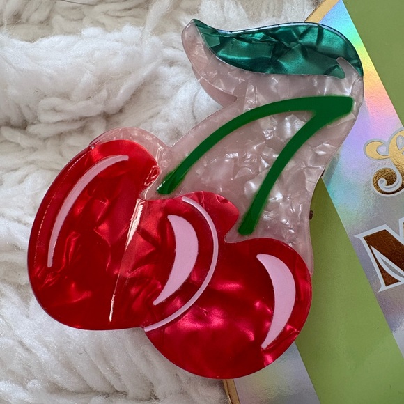 🍒 Mellow & Mod Cherry Slippers🍒 - Picture 4 of 8